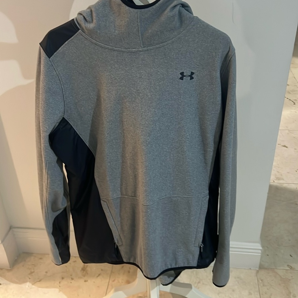 Under armor sweatshirt XL